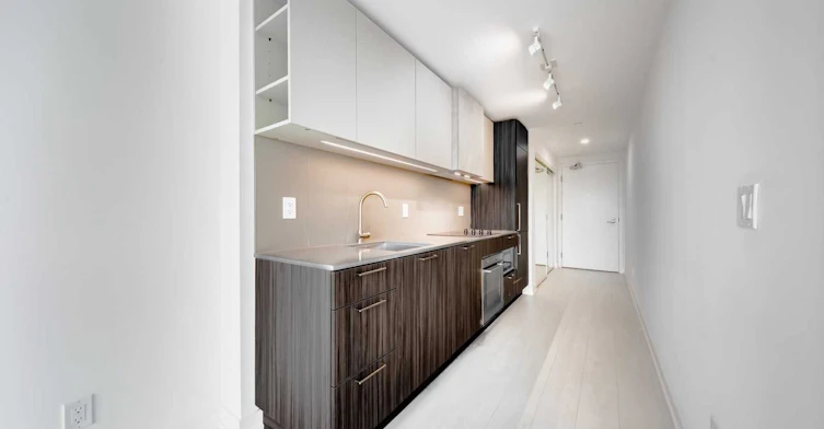 522-19 Western Battery Road, Toronto, ON, M6K 3S4 - 4