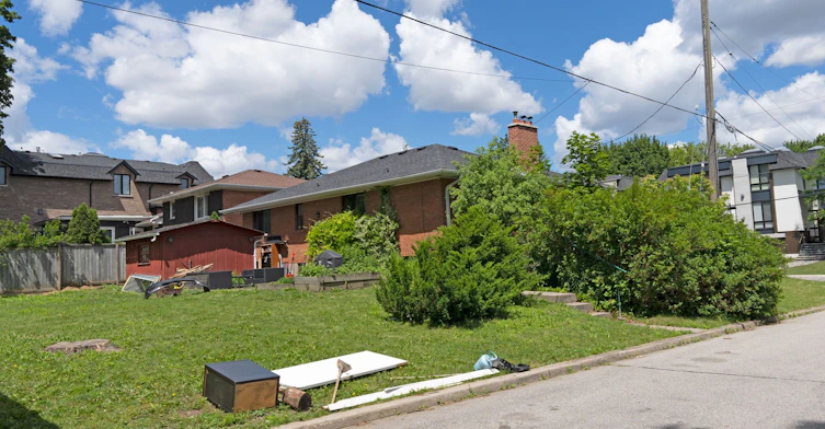 153 Newton Drive, Toronto, ON, M2M 2N4 - 12