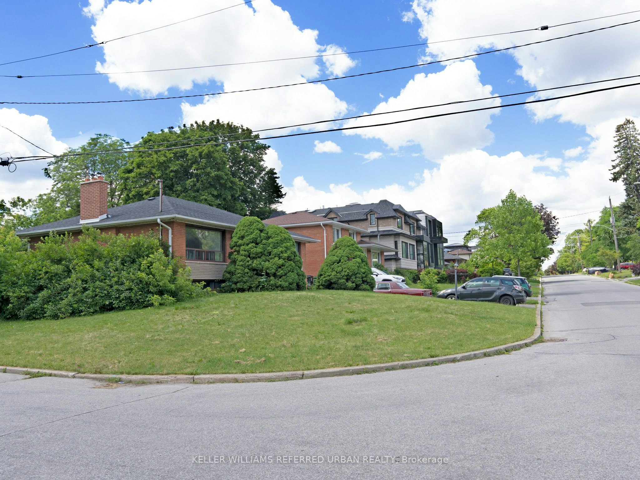 153 Newton Drive, Toronto, ON, M2M 2N4 - 3