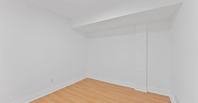 LOWER-502 Westmount Avenue, Toronto, ON, M6E 3N5 - 13