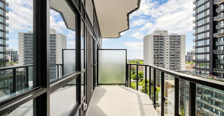 819-110 Broadway Avenue E, Toronto, ON, M4P 1V3 - 27