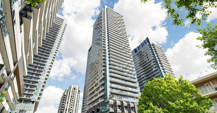 819-110 Broadway Avenue E, Toronto, ON, M4P 1V3 - 3