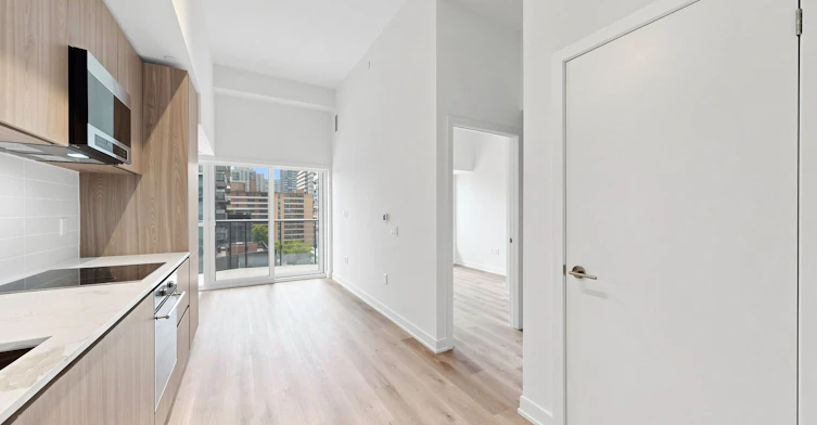 819-110 Broadway Avenue E, Toronto, ON, M4P 1V3 - 33