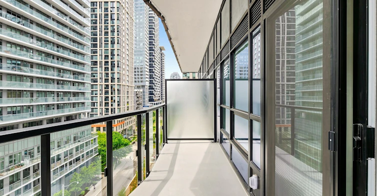 819-110 Broadway Avenue E, Toronto, ON, M4P 1V3 - 25