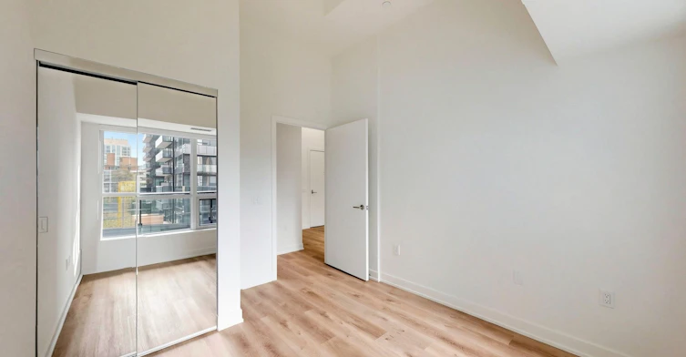 819-110 Broadway Avenue E, Toronto, ON, M4P 1V3 - 20