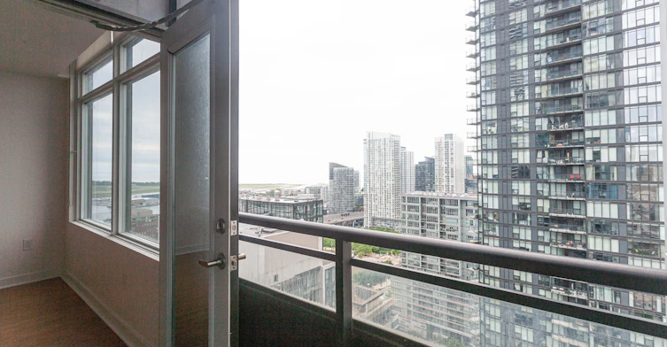 3011-25 Telegram Mews, Toronto, ON, M5V 3Z1 - 20
