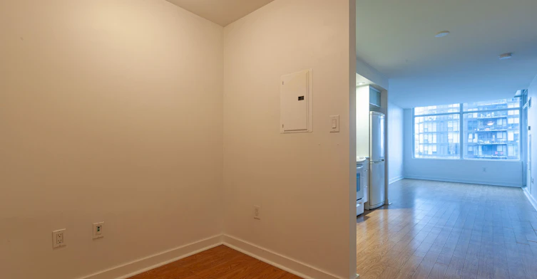 3011-25 Telegram Mews, Toronto, ON, M5V 3Z1 - 10