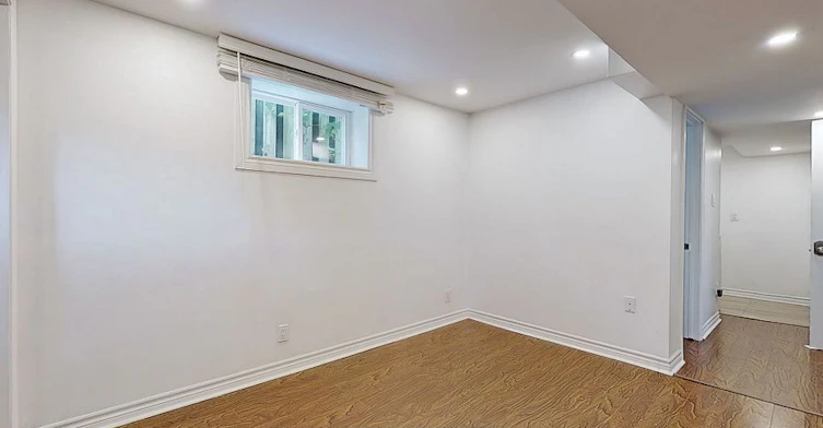Lower-142 Combe Avenue, Toronto, ON, M3H 4K1 - 6
