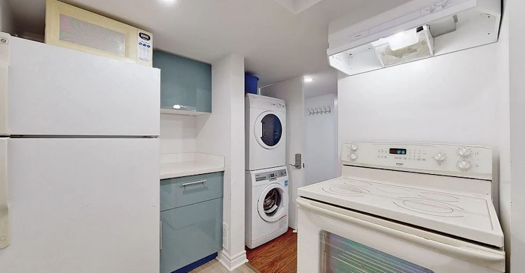 Lower-142 Combe Avenue, Toronto, ON, M3H 4K1 - 3