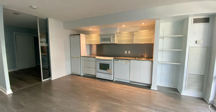 1111-4 Spadina Avenue, Toronto, ON, M5V 3Y9 - 9