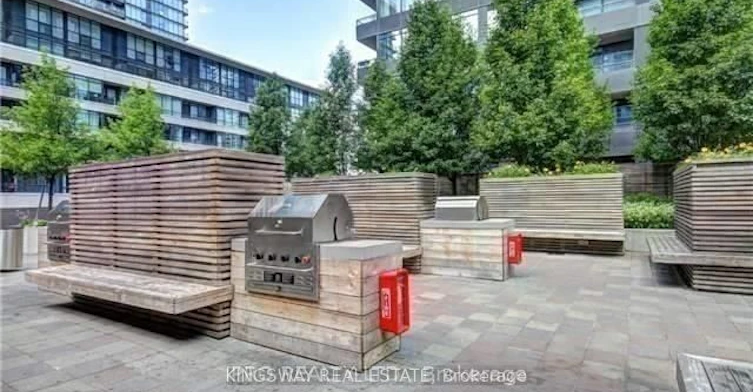 1111-4 Spadina Avenue, Toronto, ON, M5V 3Y9 - 4
