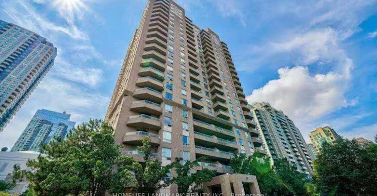35 Empress Avenue, Toronto, ON, M2N 6T3 - 9
