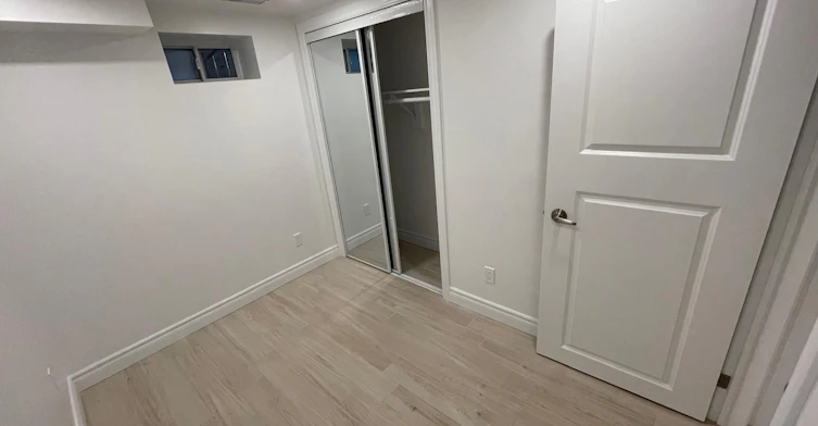 Lower-61 Cecil Street, Toronto, ON, M5T 1N5 - 9