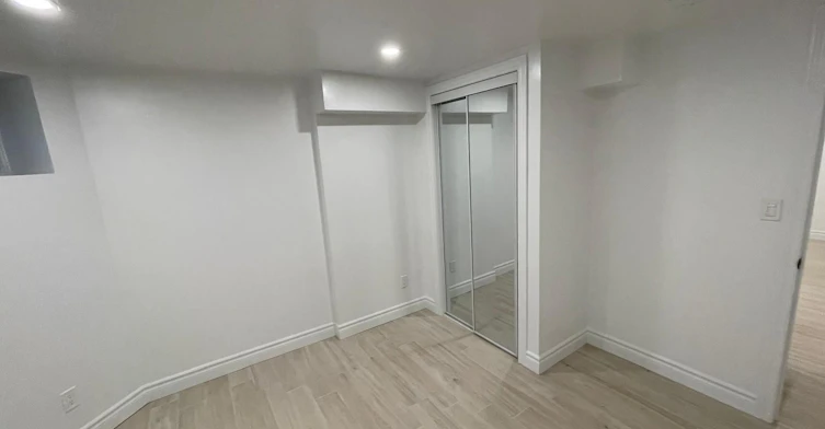 Lower-61 Cecil Street, Toronto, ON, M5T 1N5 - 7