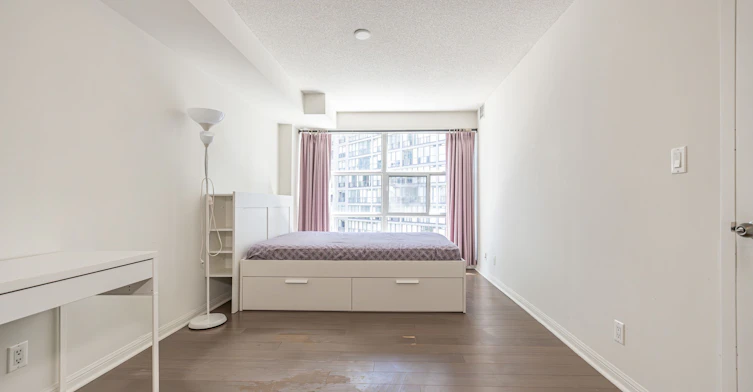 1802-11 St Joseph Street, Toronto, ON, M4Y 3G4 - 9