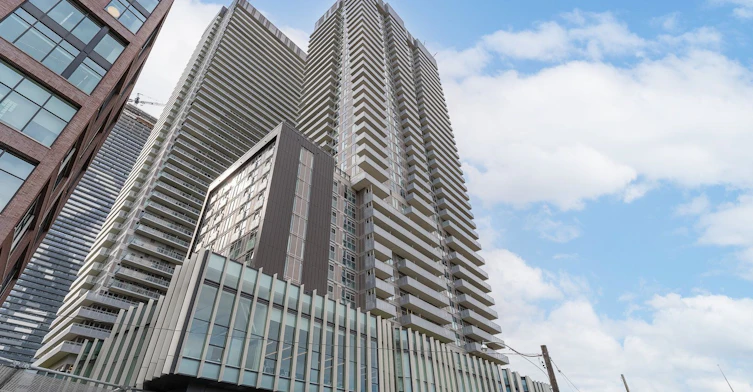 2710-20 Richardson Street, Toronto, ON, M5A 0S6