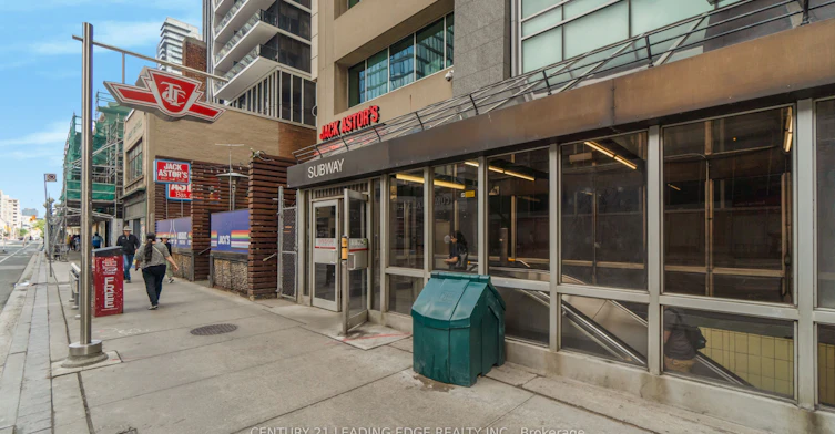 3005-11 Yorkville Avenue, Toronto, ON, M4W 0B7 - 41