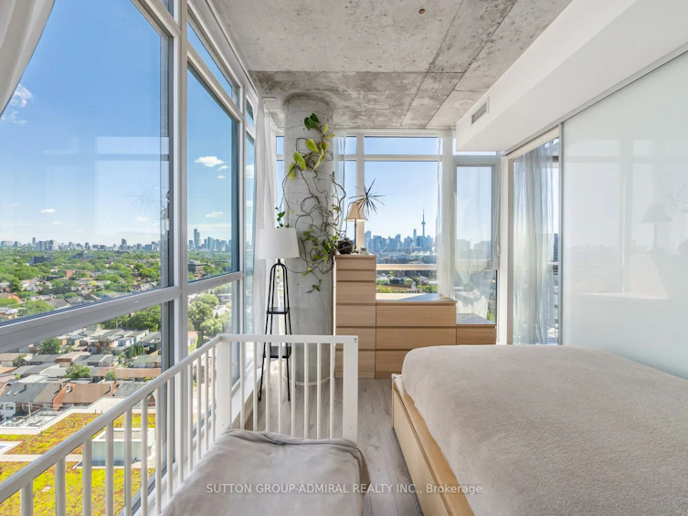 1602-20 Minowan Miikan Lane, Toronto, ON, M6J 0E5 - 16