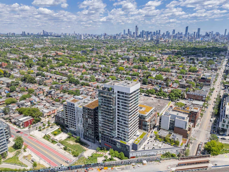 1602-20 Minowan Miikan Lane, Toronto, ON, M6J 0E5 - 41