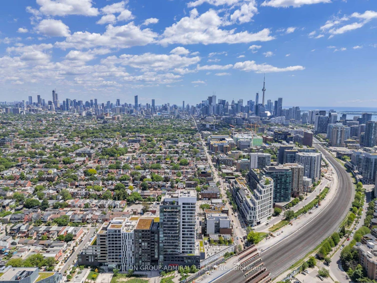 1602-20 Minowan Miikan Lane, Toronto, ON, M6J 0E5 - 42
