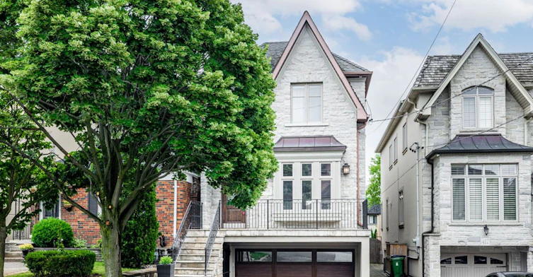 415 Deloraine Avenue, Toronto, ON, M5M 2B9 - 4