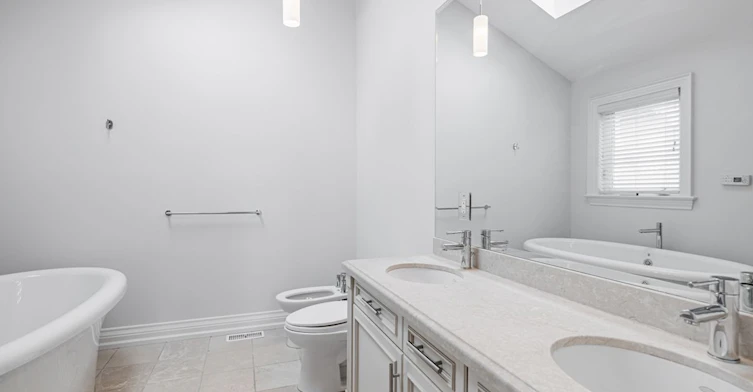 415 Deloraine Avenue, Toronto, ON, M5M 2B9 - 31