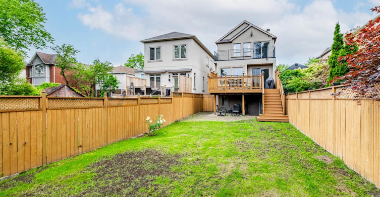 415 Deloraine Avenue, Toronto, ON, M5M 2B9 - 35