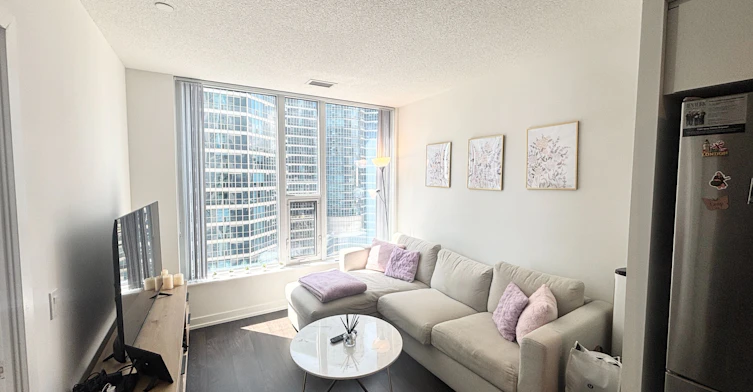 1908-10 York Street, Toronto, ON, M5J 0E1 - 3