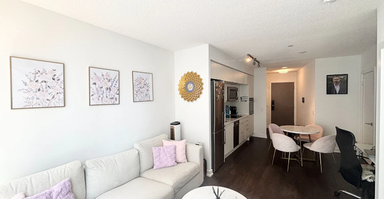 1908-10 York Street, Toronto, ON, M5J 0E1 - 4