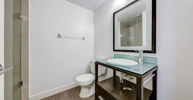 914-438 King Street W, Toronto, ON, M5V 3T9 - 21