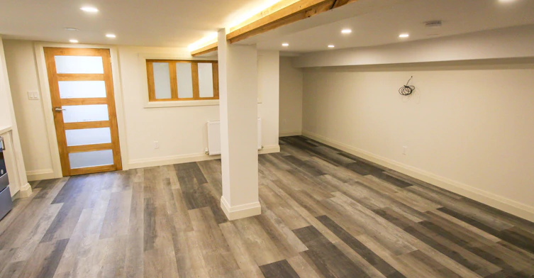 BSMT-371 St Clarens Avenue, Toronto, ON, M6H 3W2 - 4