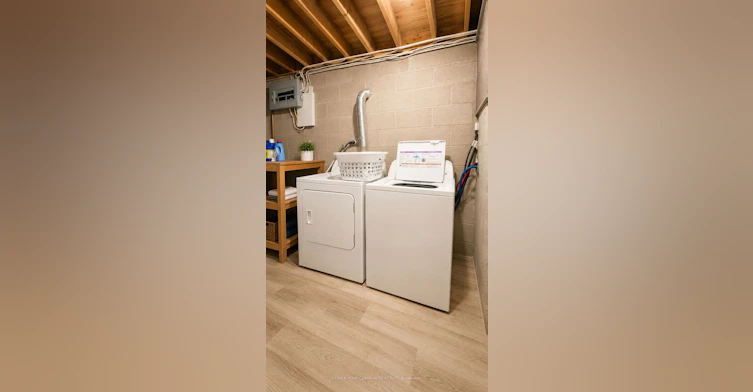 Lower-328 Woodsworth Road, Toronto, ON, M2L 2T6 - 4