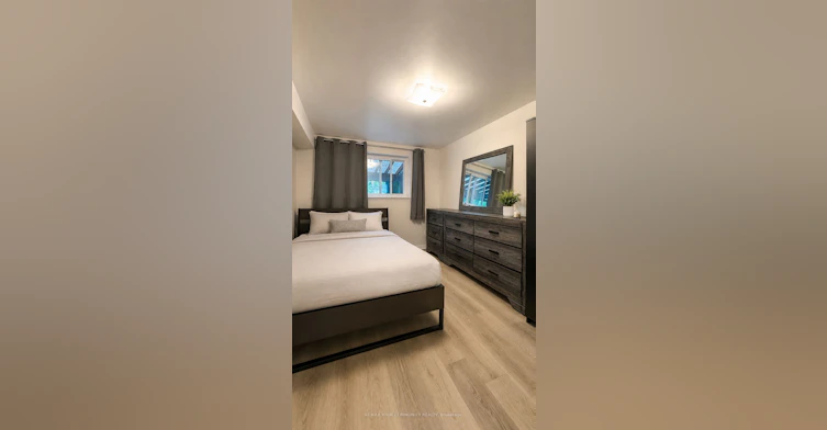 Lower-328 Woodsworth Road, Toronto, ON, M2L 2T6 - 8