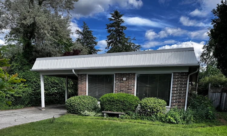 48 Kempsell Crescent