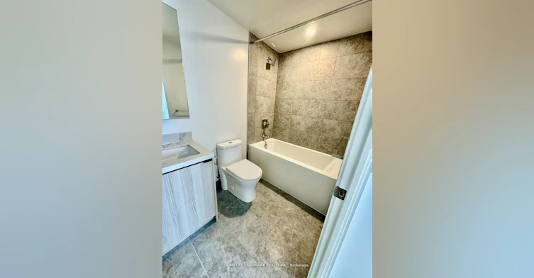 818-252 Church Street, Toronto, ON, M5B 1Z2 - 6