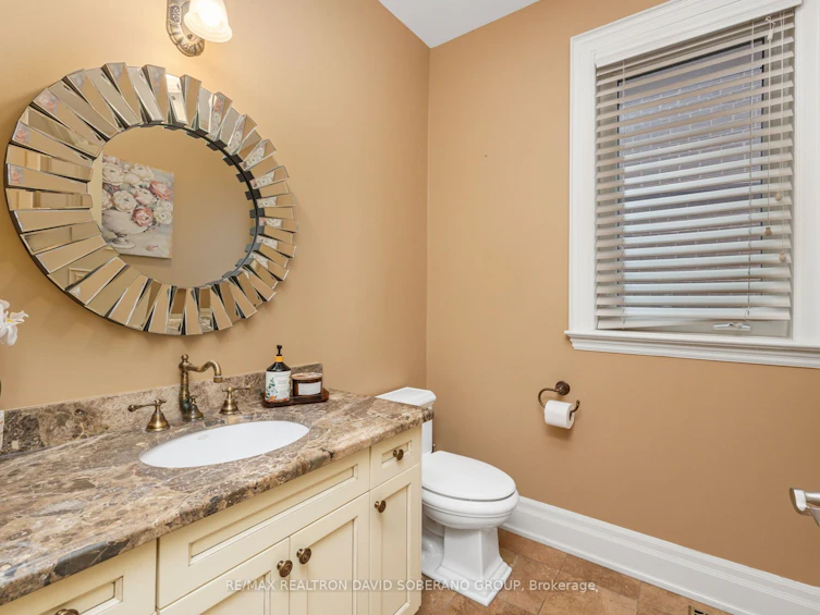 17 Marwill Street, Toronto, ON, M3H 3L2 - 7