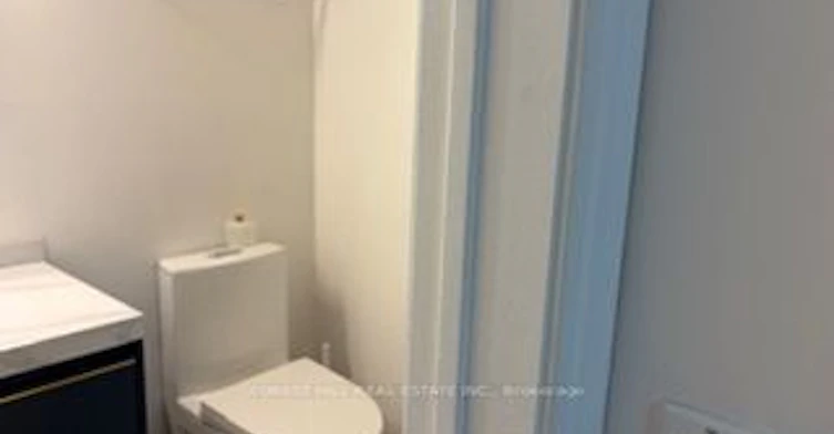 250 A Berkeley Street, Toronto, ON, M5A 2X4 - 4