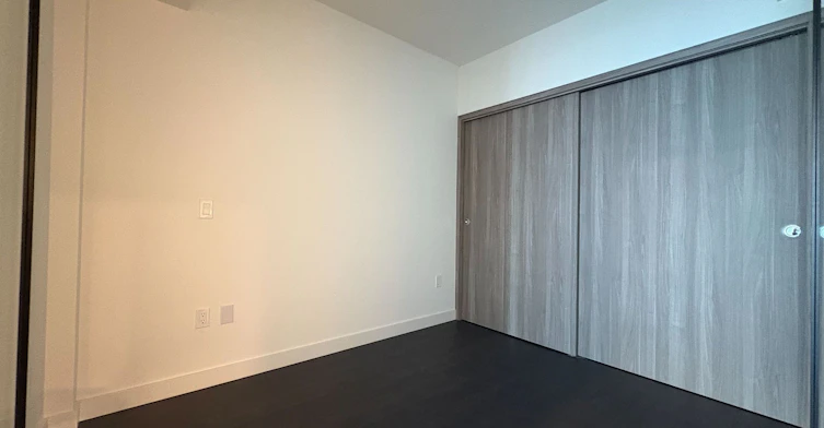 315-1 Concord Cityplace Way, Toronto, ON, M5V 0X3 - 8