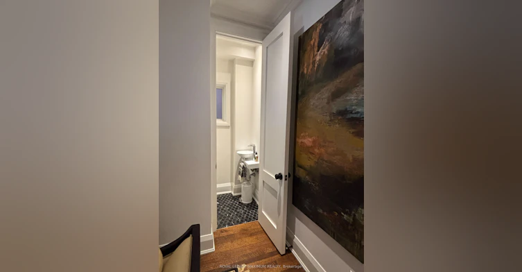 47 Vermont Avenue, Toronto, ON, M6G 2P6 - 15