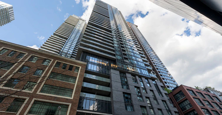 4707-125 Blue Jays Way, Toronto, ON, M5V 0N5 - 2