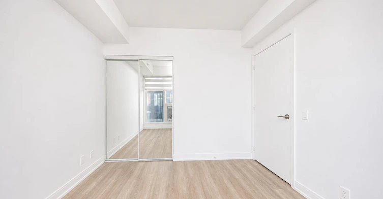 2215-181 Dundas Street E, Toronto, ON, M5A 0N5 - 14