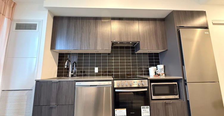 4908-395 Bloor Street E, Toronto, ON, M4W 1H7 - 5