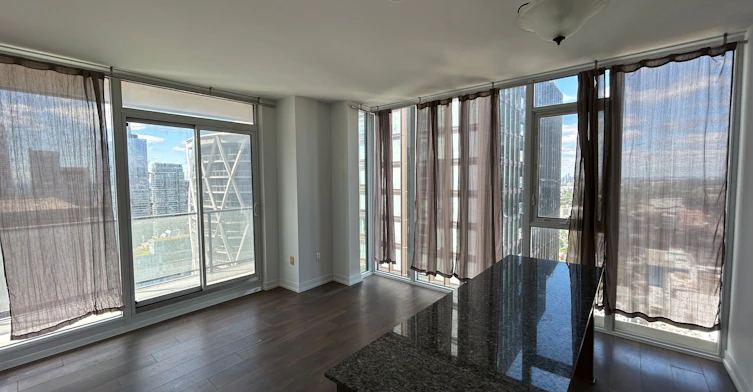 3603-426 University Avenue, Toronto, ON, M5G 1S9 - 2
