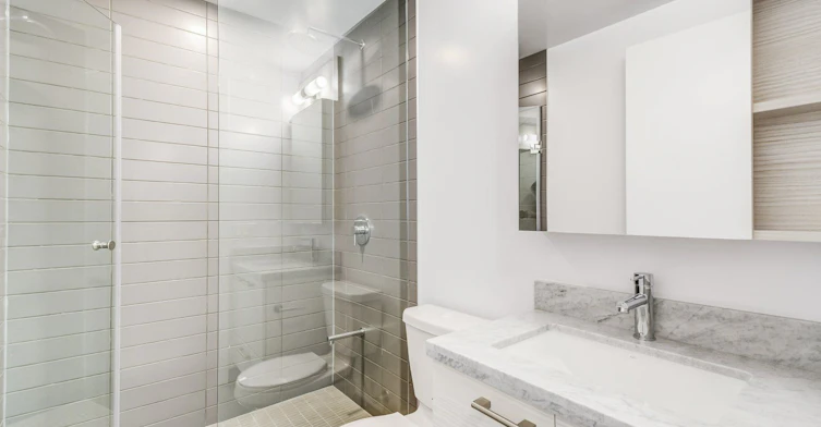 5010-2221 Yonge Street, Toronto, ON, M4S 2B4 - 7