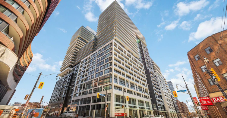 709-70 Princess Street, Toronto, ON, M5A 0X6