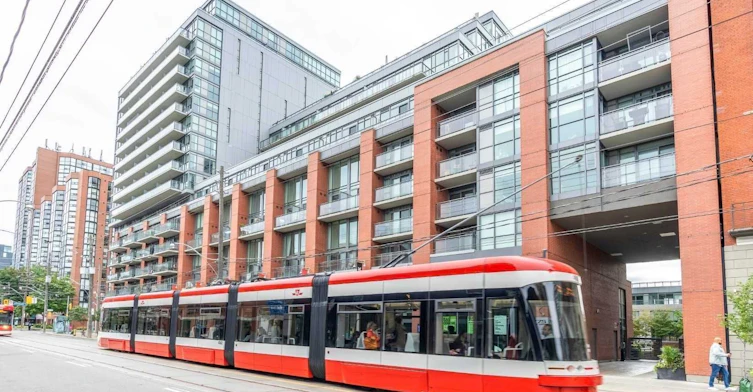 905-775 King Street W, Toronto, ON, M5V 2K3