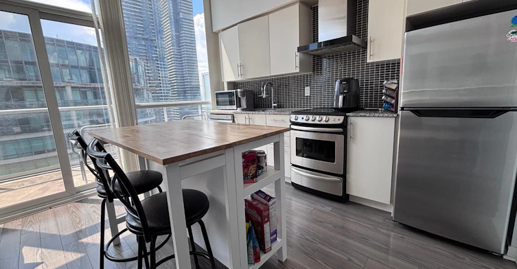 PH03-352 Front Street W, Toronto, ON, M5V 0K3 - 12