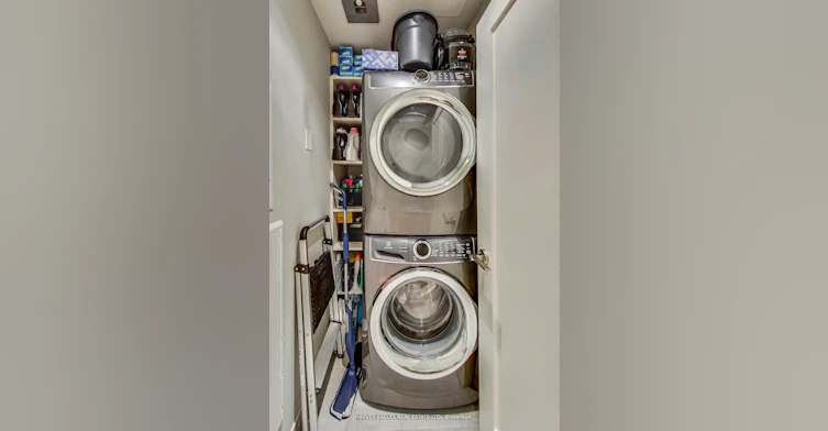 TH24-30 Nelson Street, Toronto, ON, M5V 0H5 - 18