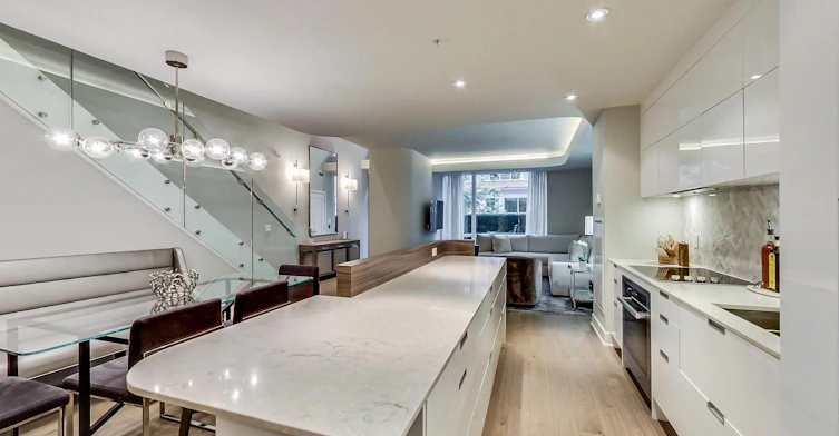 TH24-30 Nelson Street, Toronto, ON, M5V 0H5 - 13