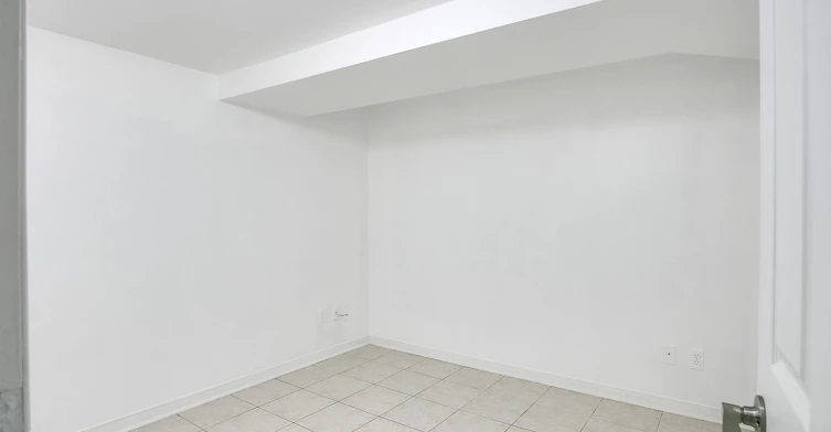 Basement-422 Oakwood Avenue, Toronto, ON, M6E 2W3 - 12